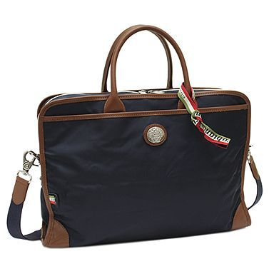 ビジネスバッグの定番「オロビアンコ」のバッグの魅力とおすすめバッグ 