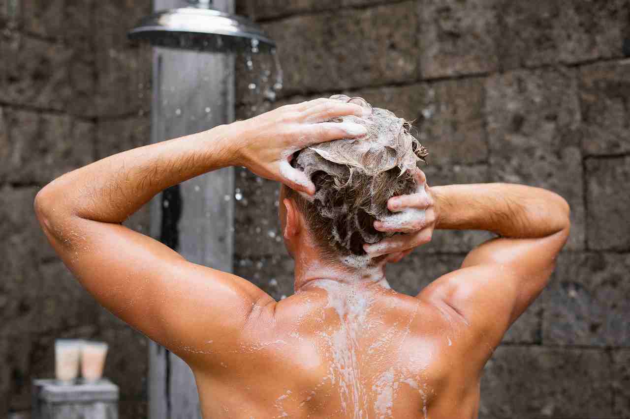 ノンシリコンのメンズシャンプー 髪ボリュームアップ 頭皮をイキイキ維持する人気4アイテム
