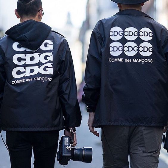 コムデギャルソン「CDG」のコーチジャケット！お洒落コーデまとめ |